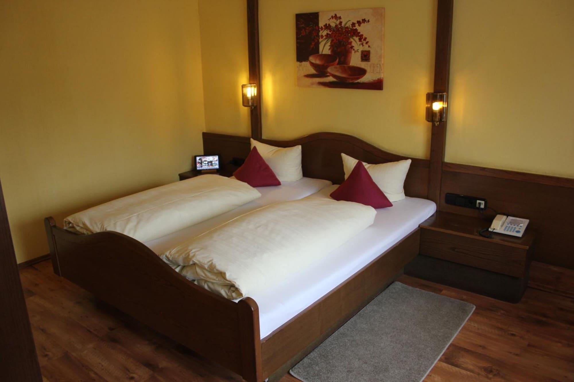 Hotel Lamm Remshalden Екстериор снимка