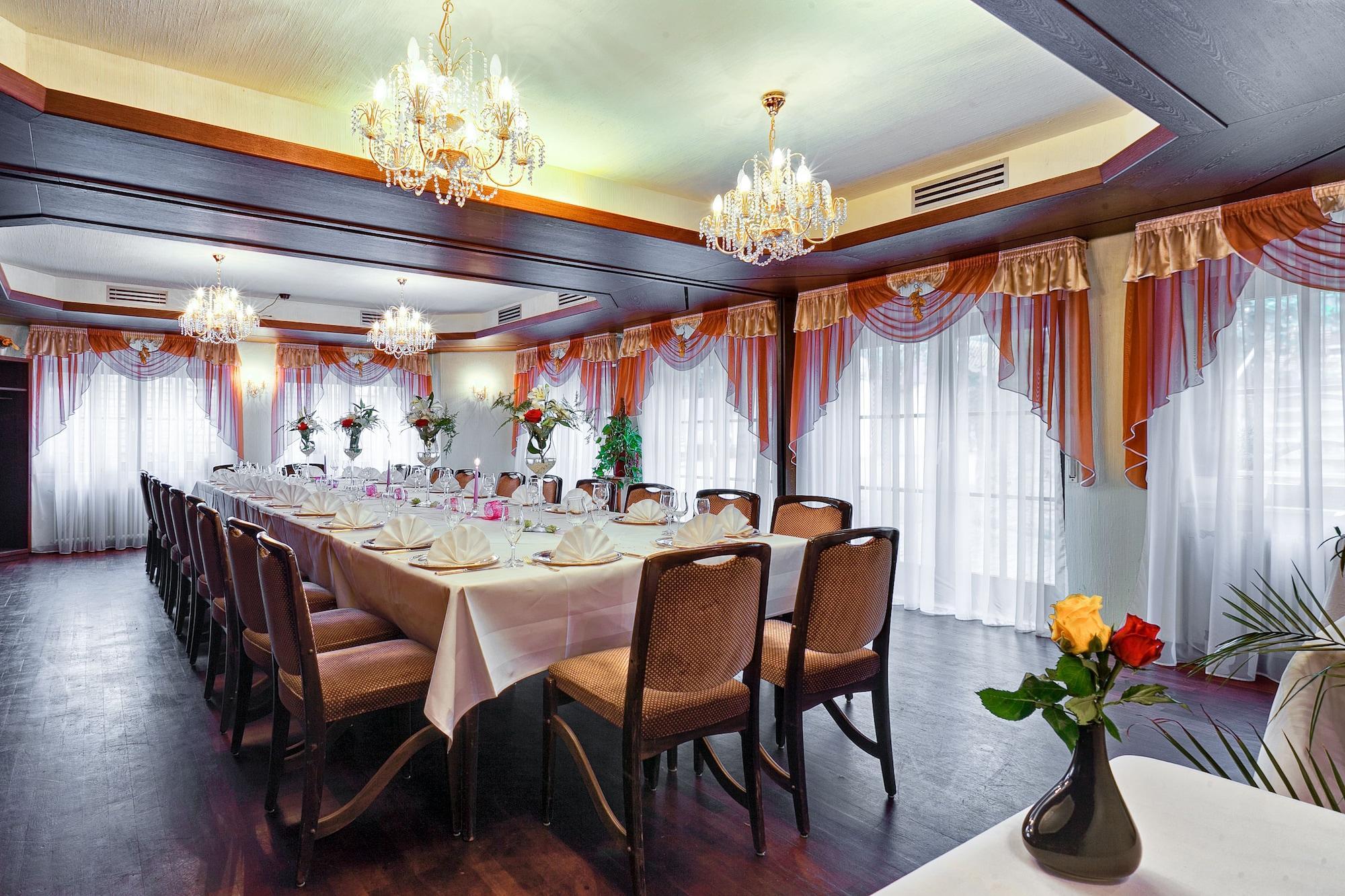 Hotel Lamm Remshalden Екстериор снимка