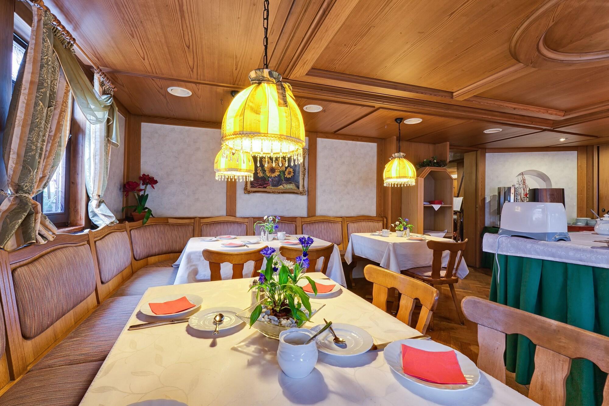 Hotel Lamm Remshalden Екстериор снимка