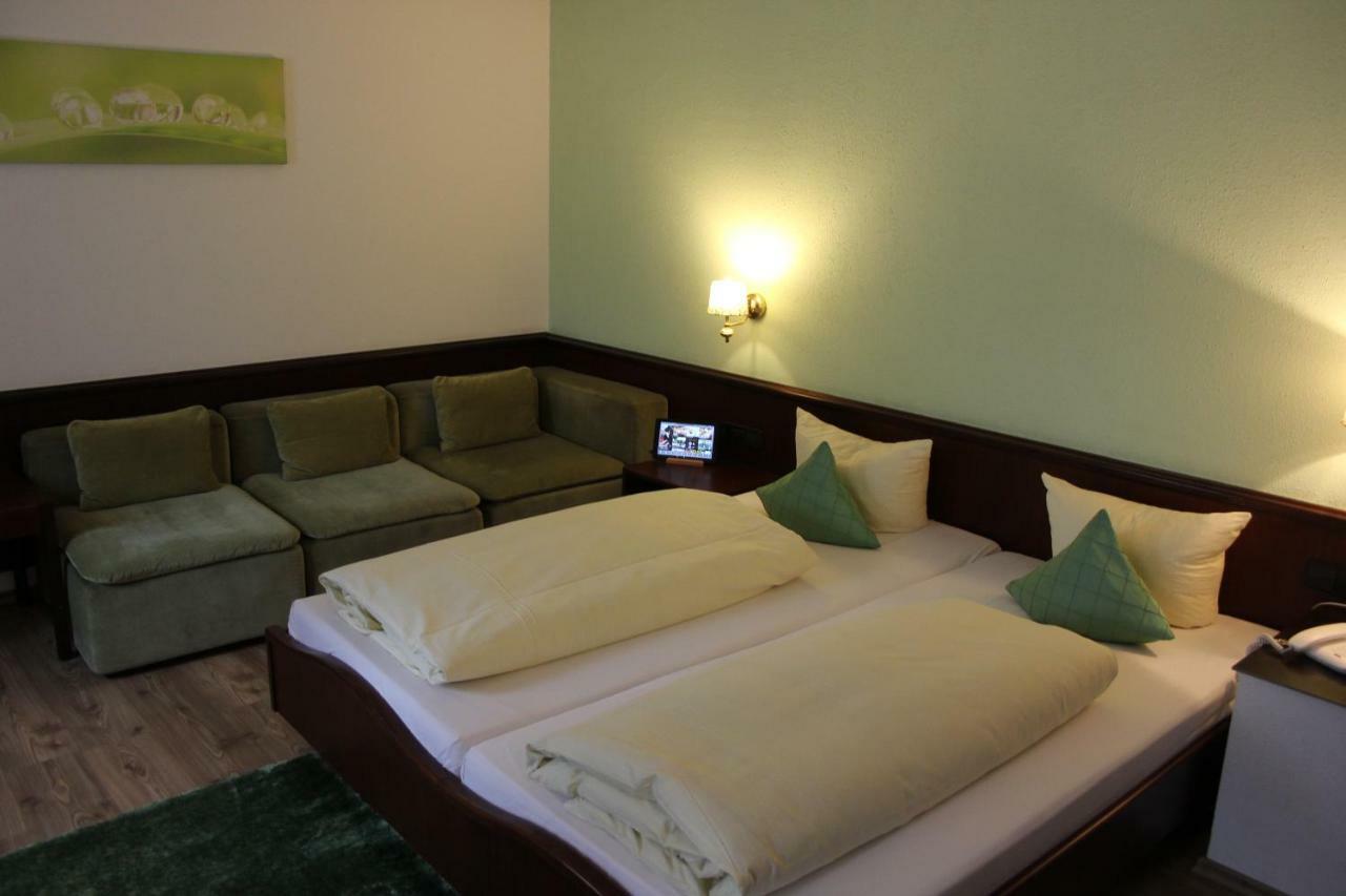 Hotel Lamm Remshalden Екстериор снимка